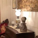 Clara *